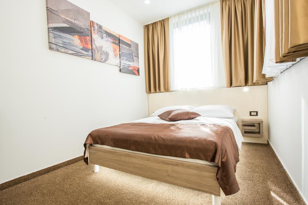 Hotel National Zágráb Szoba fotó